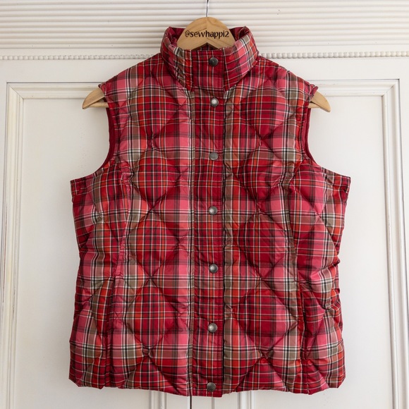 Lands’ End • Red Plaid Puffer Vest (XSP  2-4) - Picture 2 of 7
